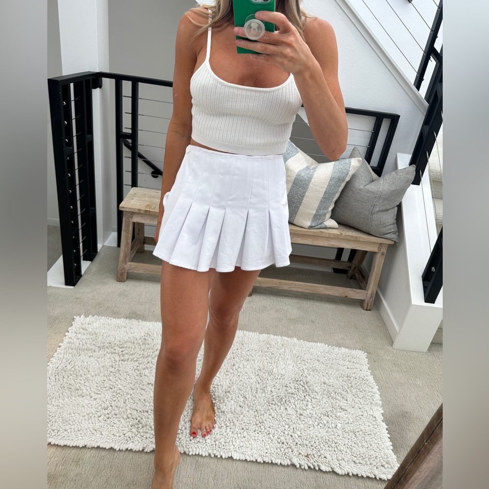 Superdown White Pleated Tennis Mini Skirt High Waist | Size S - Picture 4 of 12